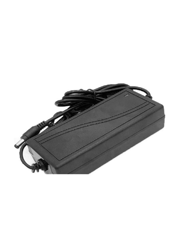 Fonte chaveada  12 v 10 A saída P4